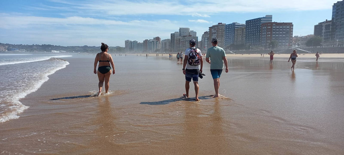 El verano se despide a lo grande en Gijón