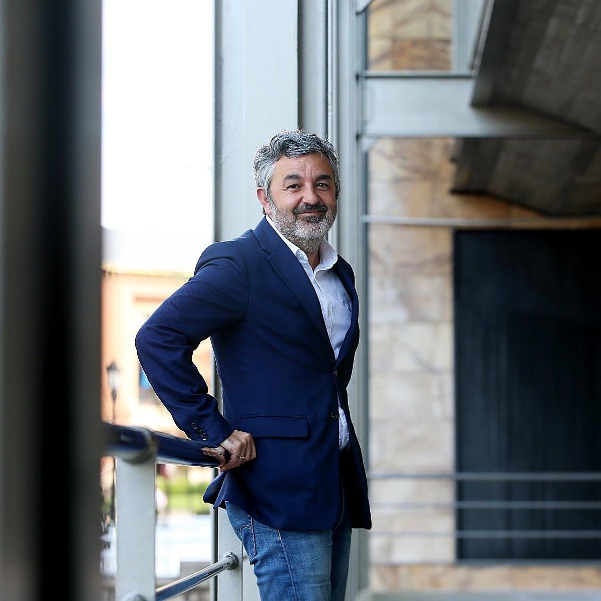 «Ajustaremos la oferta de transporte a los Lagos a través de la preventa»