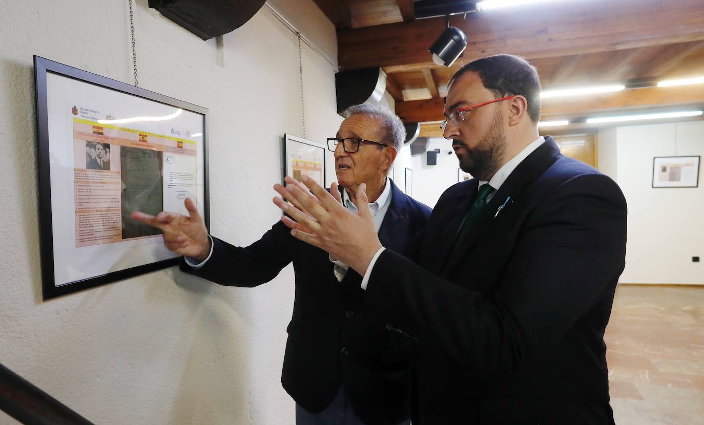 Barbón asiste al Día de la Memoria Democrática en Grado