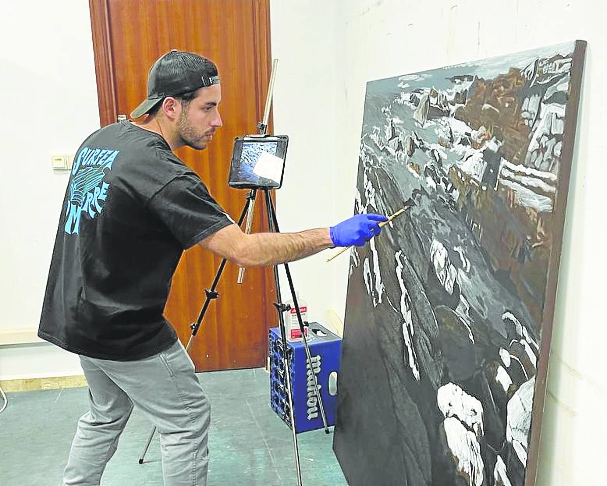 «Pinto sobre cualquier cosa, no tengo límites»