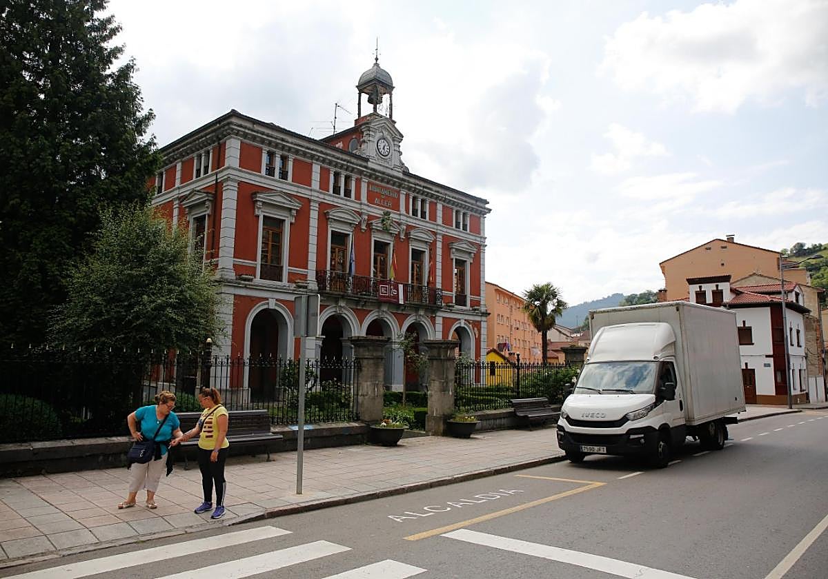 Ayuntamiento de Aller, en la localidad de Cabañaquinta.