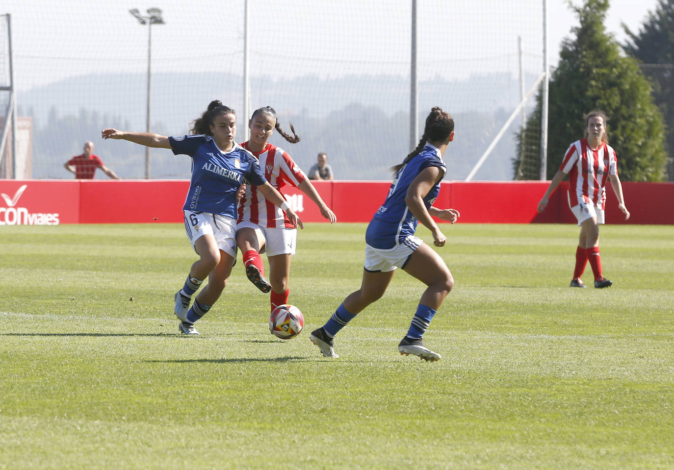 Las mejores imágenes del derbi asturiano femenino Sporting - Oviedo