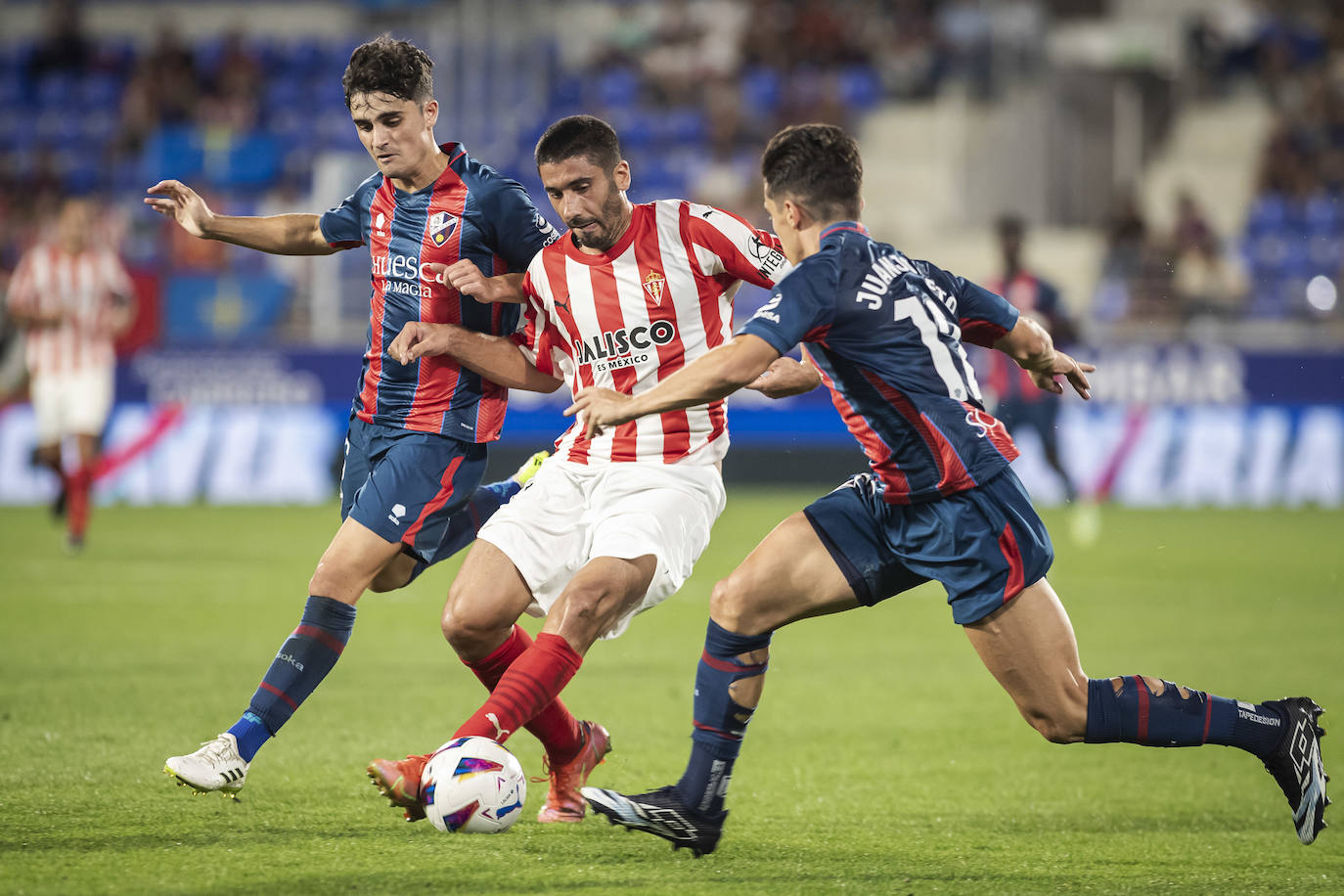 Las mejores imágenes del Huesca - Sporting
