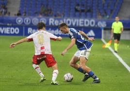 Abel Bretones en un lance del partido.