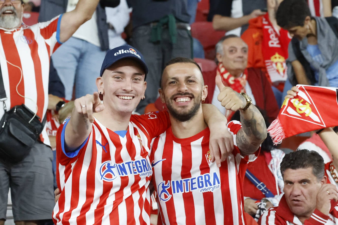 ¿Estuviste en el Sporting - Elche? ¡Búscate!