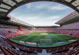 Estadio municipal de fútbol de El Molinón