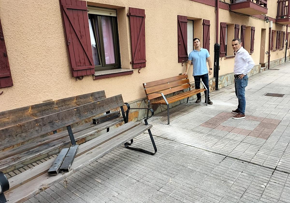 Iván Fernández y Jorge Suárez en su visita a los trabajos de instalación en La Marzaniella.