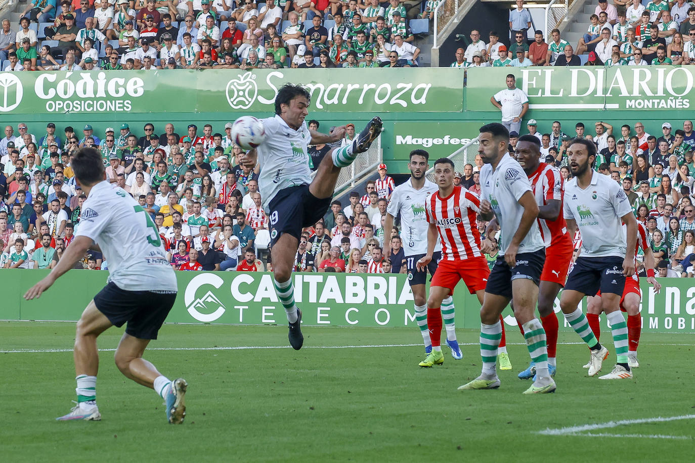 Las mejores imágenes del Racing de Santander 3 - 2 Sporting de Gijón