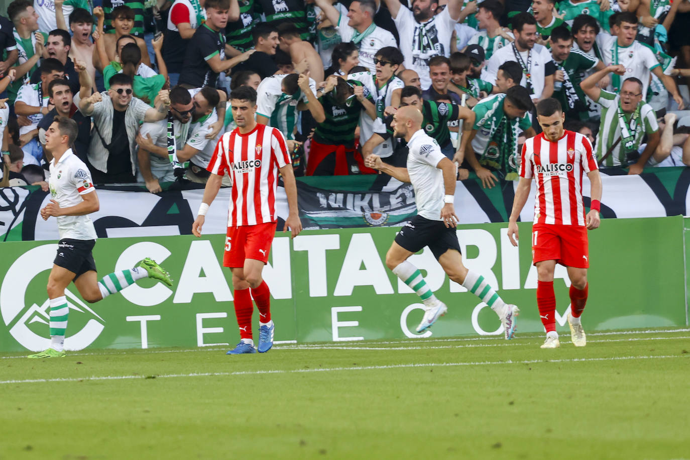 Las mejores imágenes del Racing de Santander 3 - 2 Sporting de Gijón