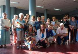 Las mujeres que integran la muestra recibieron un reconocimiento en la Casa de Cultura de San Juan de Beleño, donde luce ya la exposición.