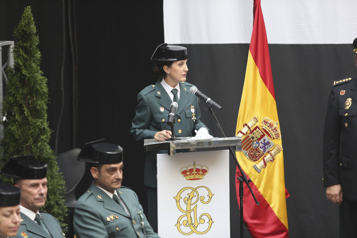 Honores y reconocimientos en Gijón por la patrona de la Guardia Civil