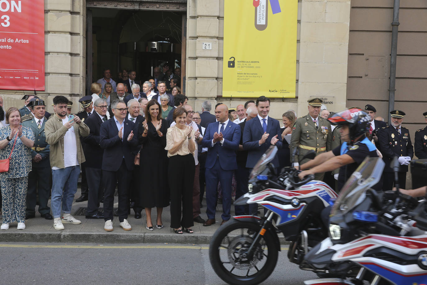 Honores y reconocimientos en Gijón por la patrona de la Guardia Civil