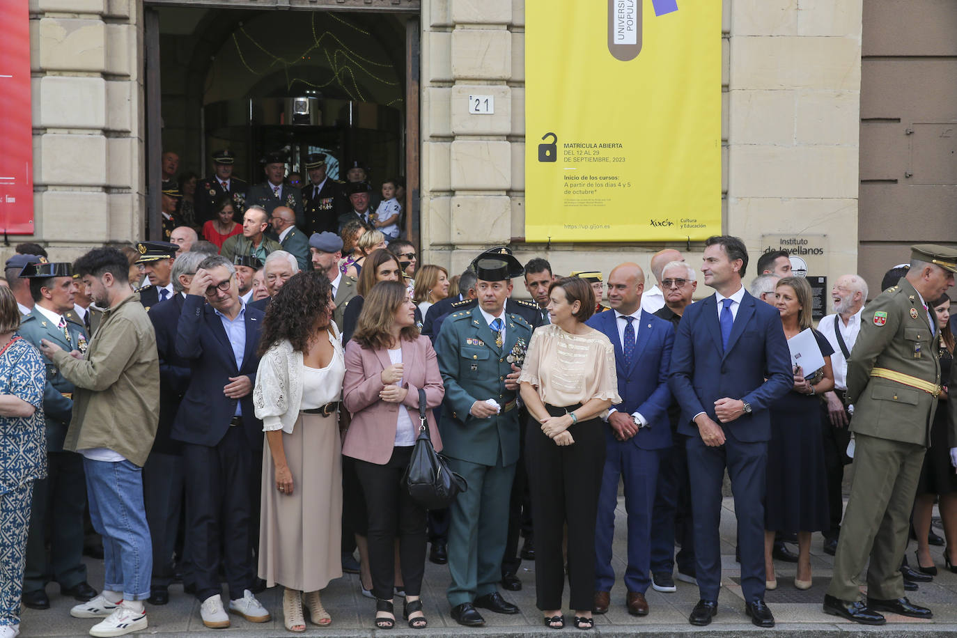 Honores y reconocimientos en Gijón por la patrona de la Guardia Civil