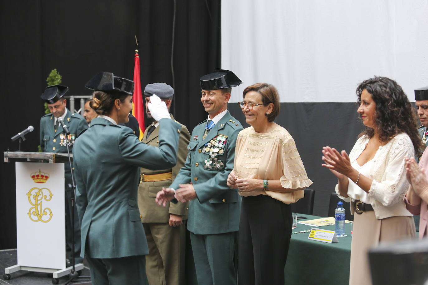 Honores y reconocimientos en Gijón por la patrona de la Guardia Civil