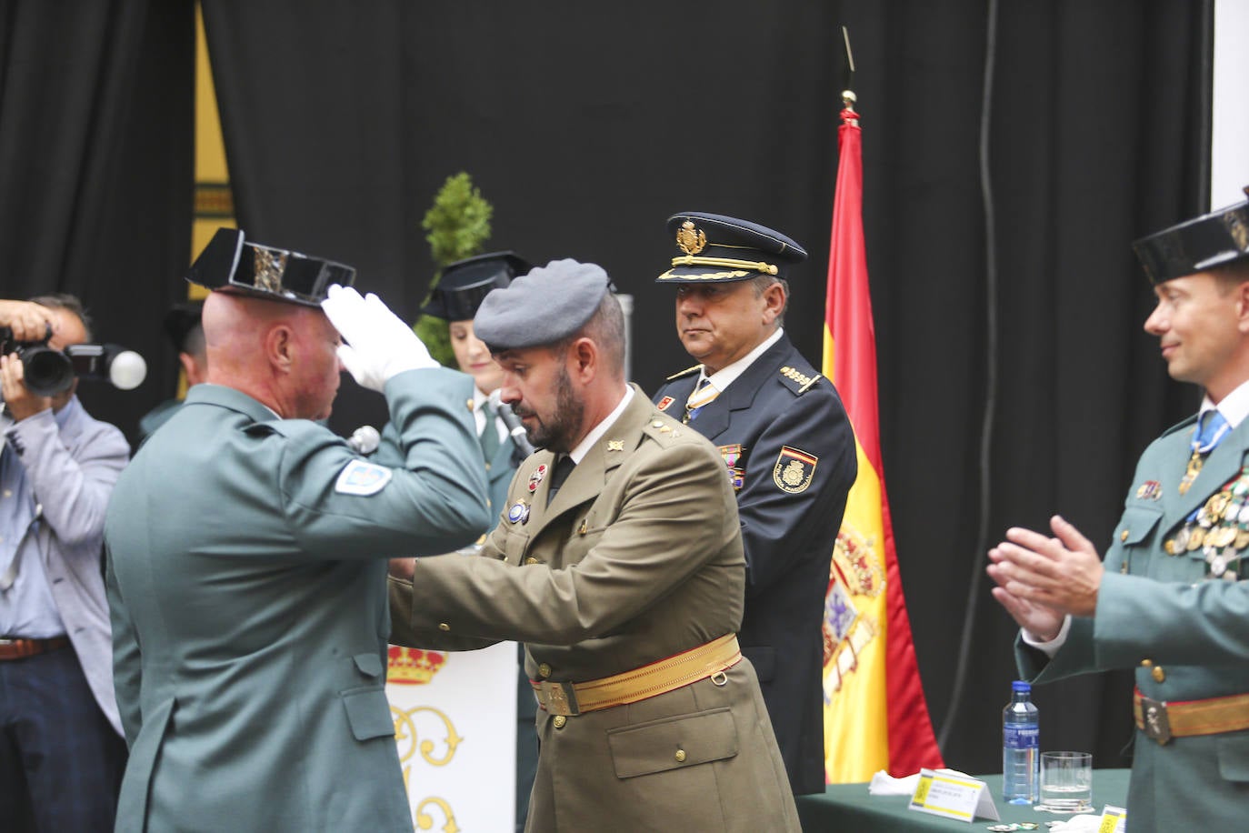 Honores y reconocimientos en Gijón por la patrona de la Guardia Civil