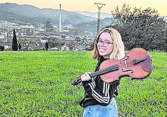 «Escribo n'asturianu porque me presta y ya ta»