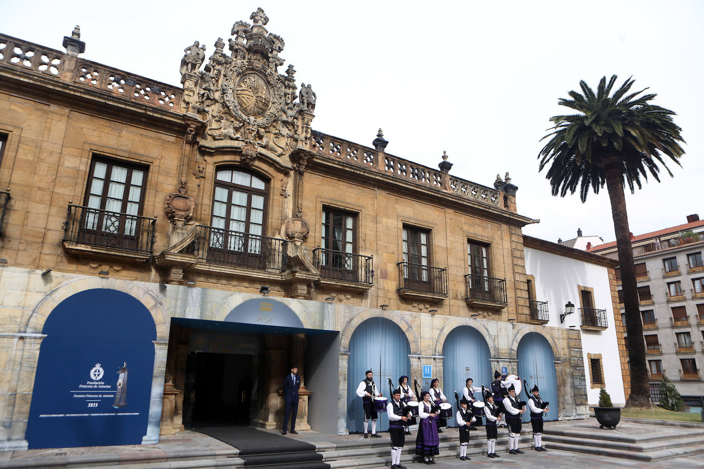 Haruki Murakami, Bonnie L. Bassler y Peter Greenberg ya están en Asturias