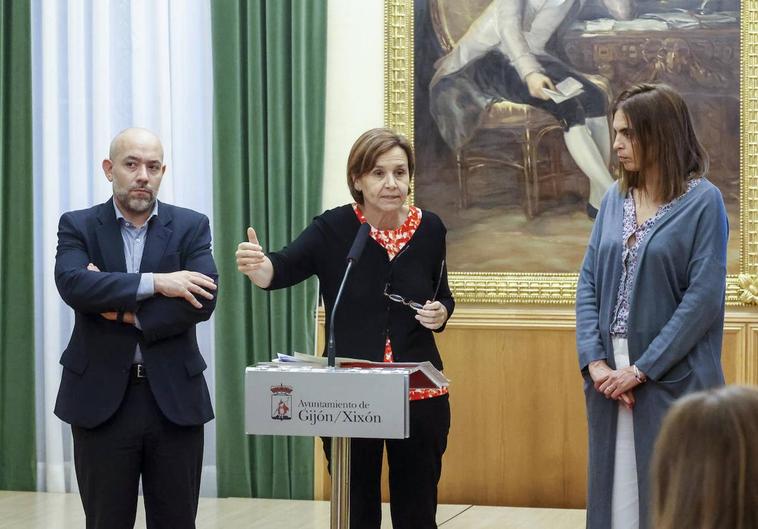 Pintueles, Moriyón y Mitre, durante la rueda de prensa.