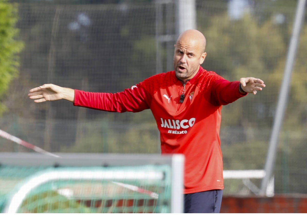 Ramírez, en el entrenamiento de ayer en Mareo.