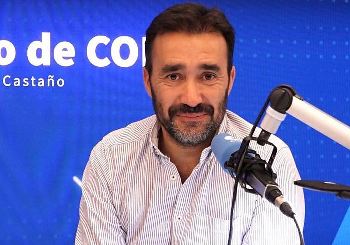El periodista gijonés Juanma Castaño, galardonado con la Antena de Oro.