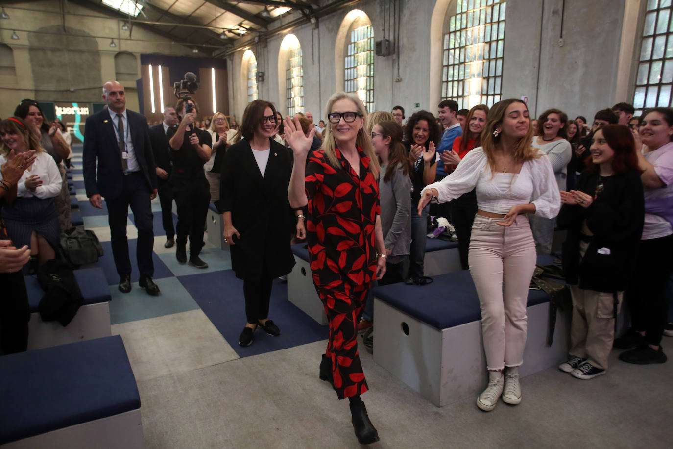 El encuentro de Meryl Streep con alumnos asturianos, en imágenes