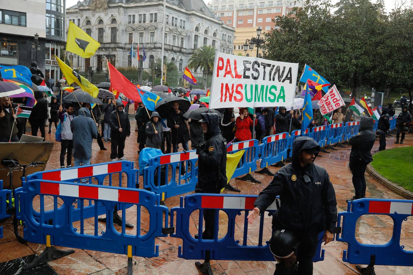 La pasión por los Premios Princesa gana a la lluvia