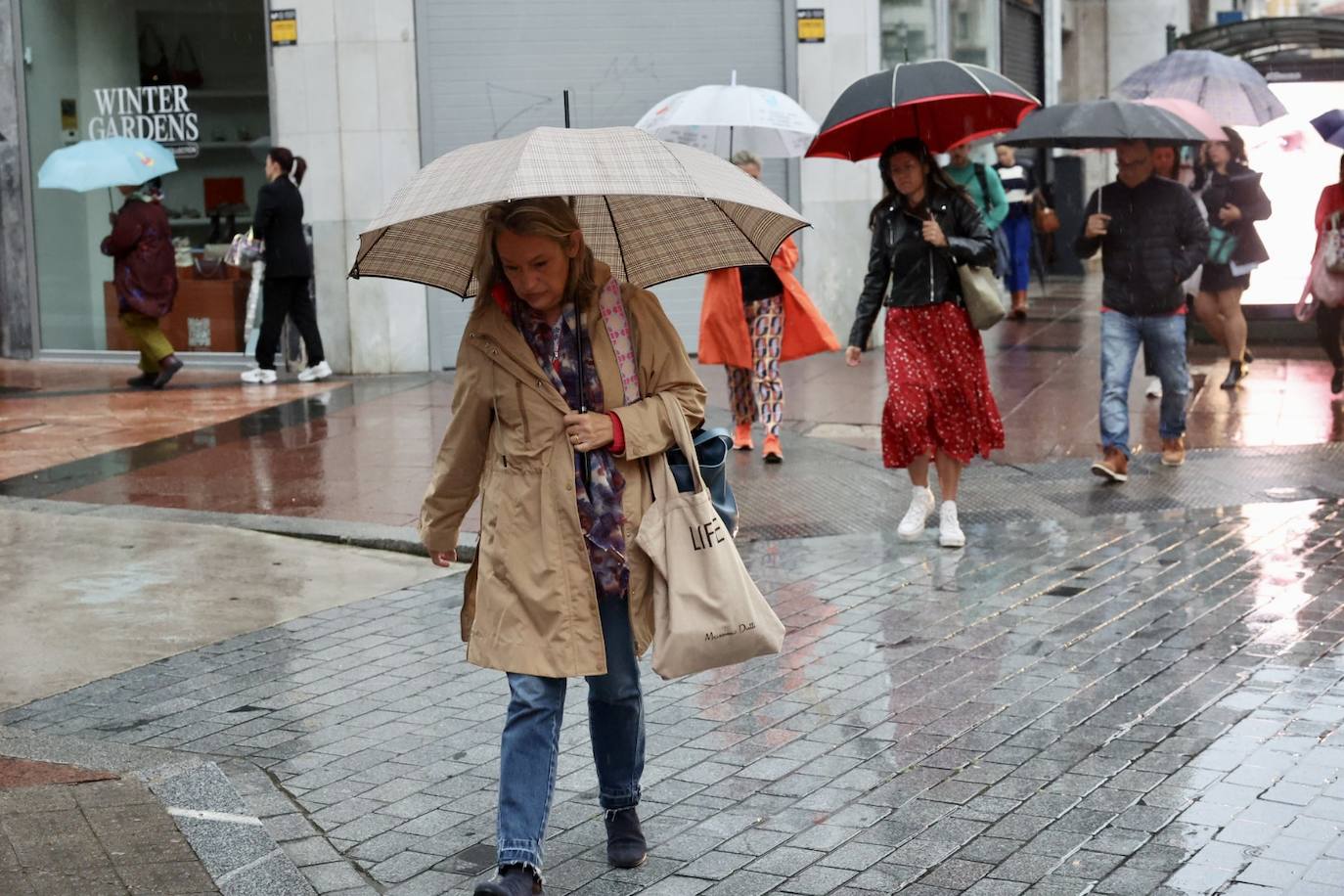 &#039;Aline&#039; entra con fuerza en Asturias