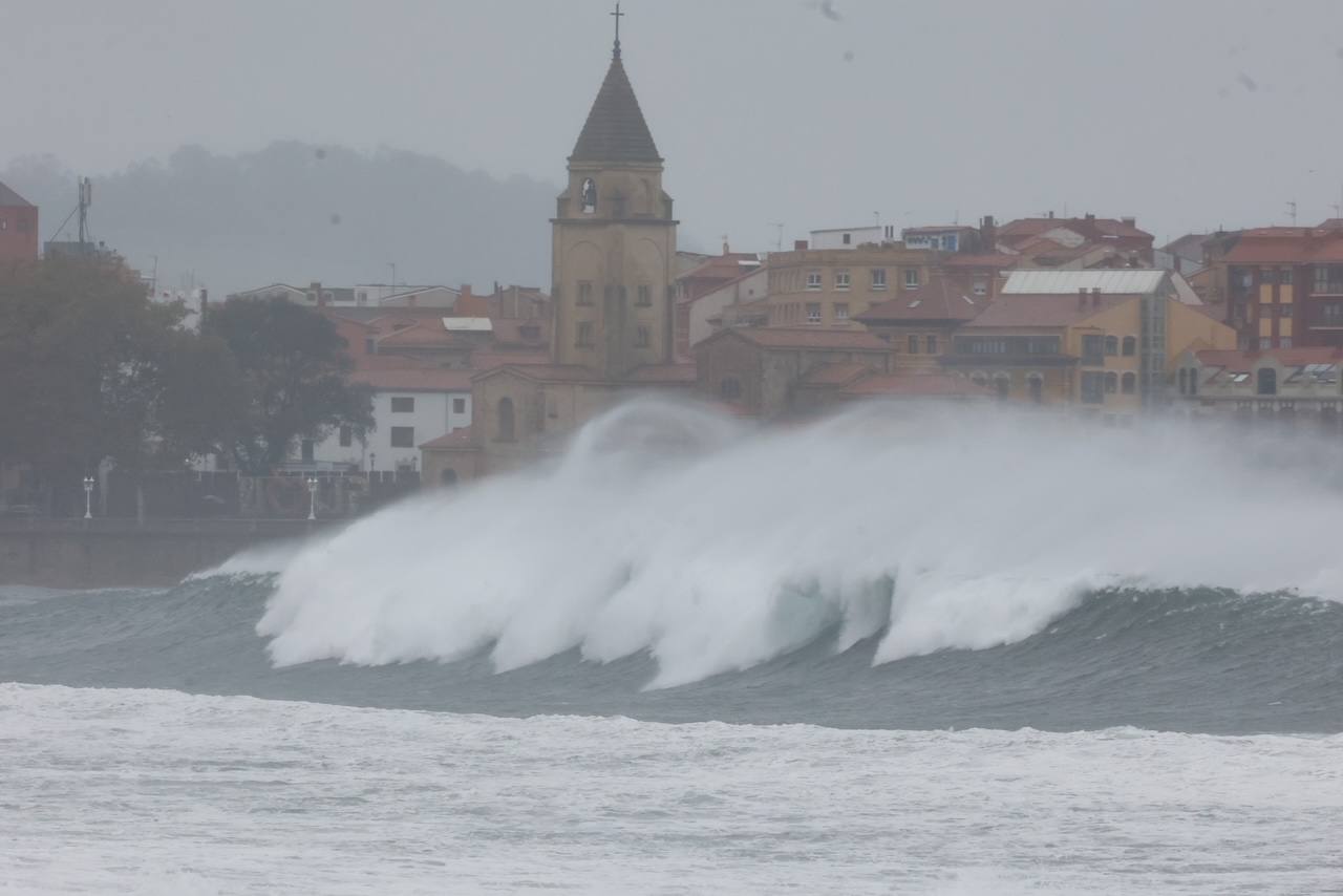 &#039;Aline&#039; entra con fuerza en Asturias