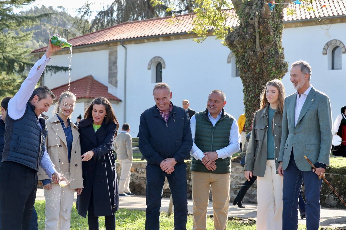 La Familia Real, en Arroes, Peón y Candanal para la entrega del Premio a Pueblo Ejemplar 2023