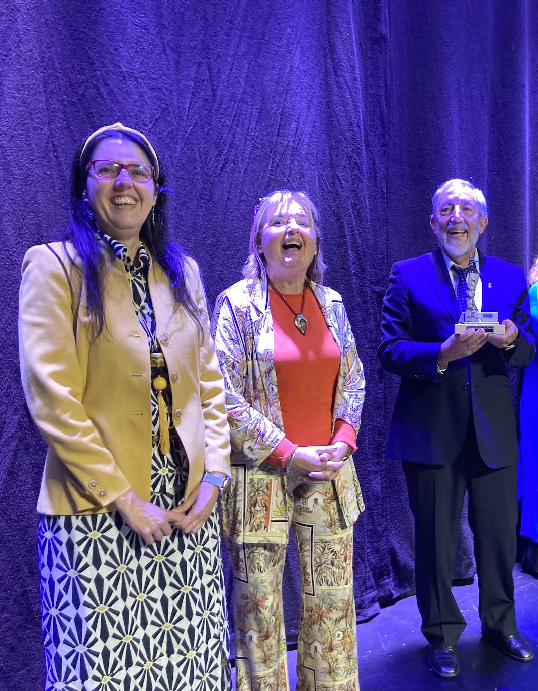 Imagen secundaria 2 - Navia se rinde a Arturo Prieto por «transmitir el amor por la música»