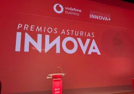 Vodafone y EL COMERCIO entregan los premios Innova a Reny Picot, TSK, Plexigrid y Arkuos