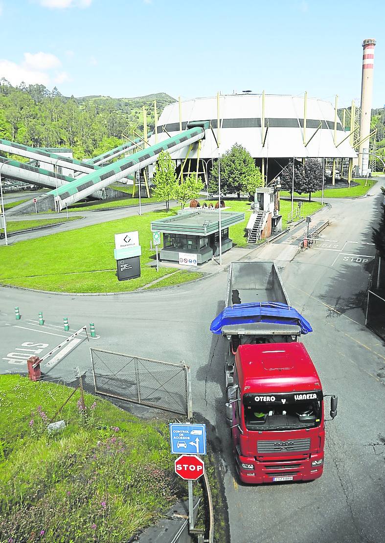 Central térmica de La Pereda, en el concejo de Mieres.