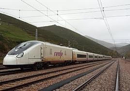 El Avril S-106, durante las pruebas que realizó en octubre del año pasado en el trayecto desde Busdongo a Campomanes.