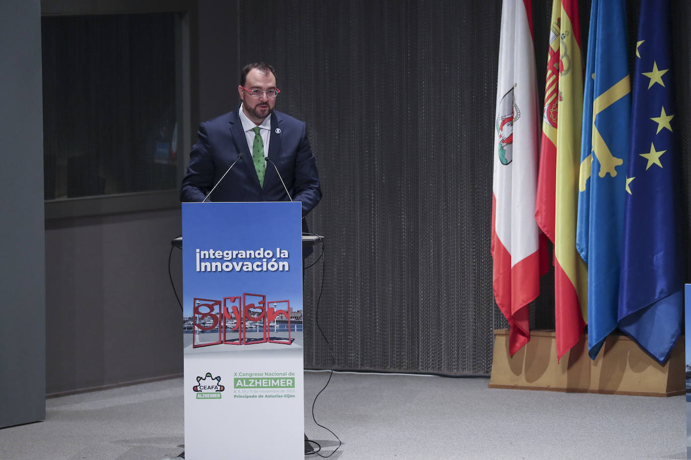 La Reina Sofía inaugura el Congreso Nacional de Alzheimer en Gijón