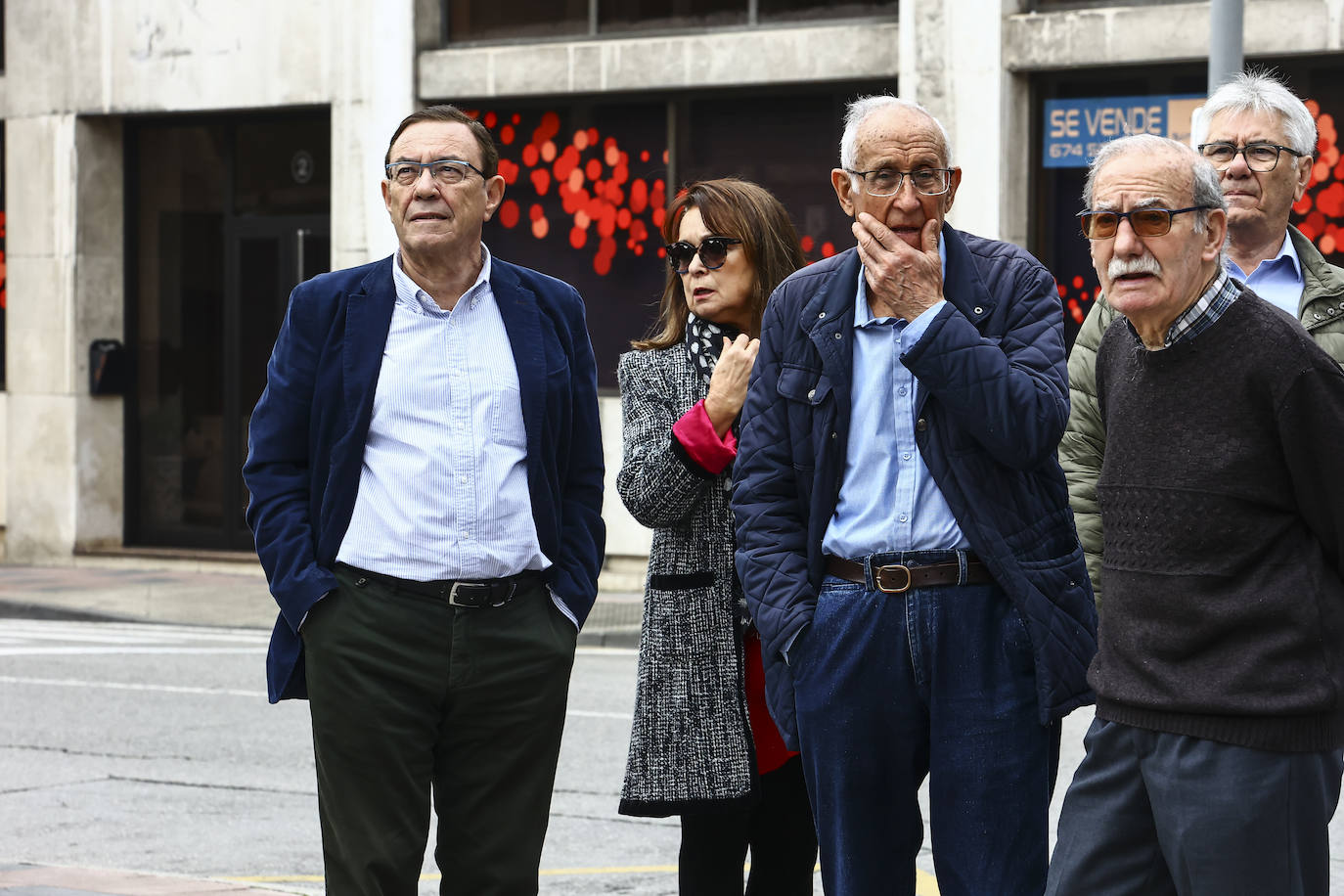 Tristeza y emoción en la capilla ardiente de Aníbal Vázquez, «una referencia moral»