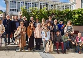 Dramaturgos y escritores participantes en las jornadas dedicadas al teatro.