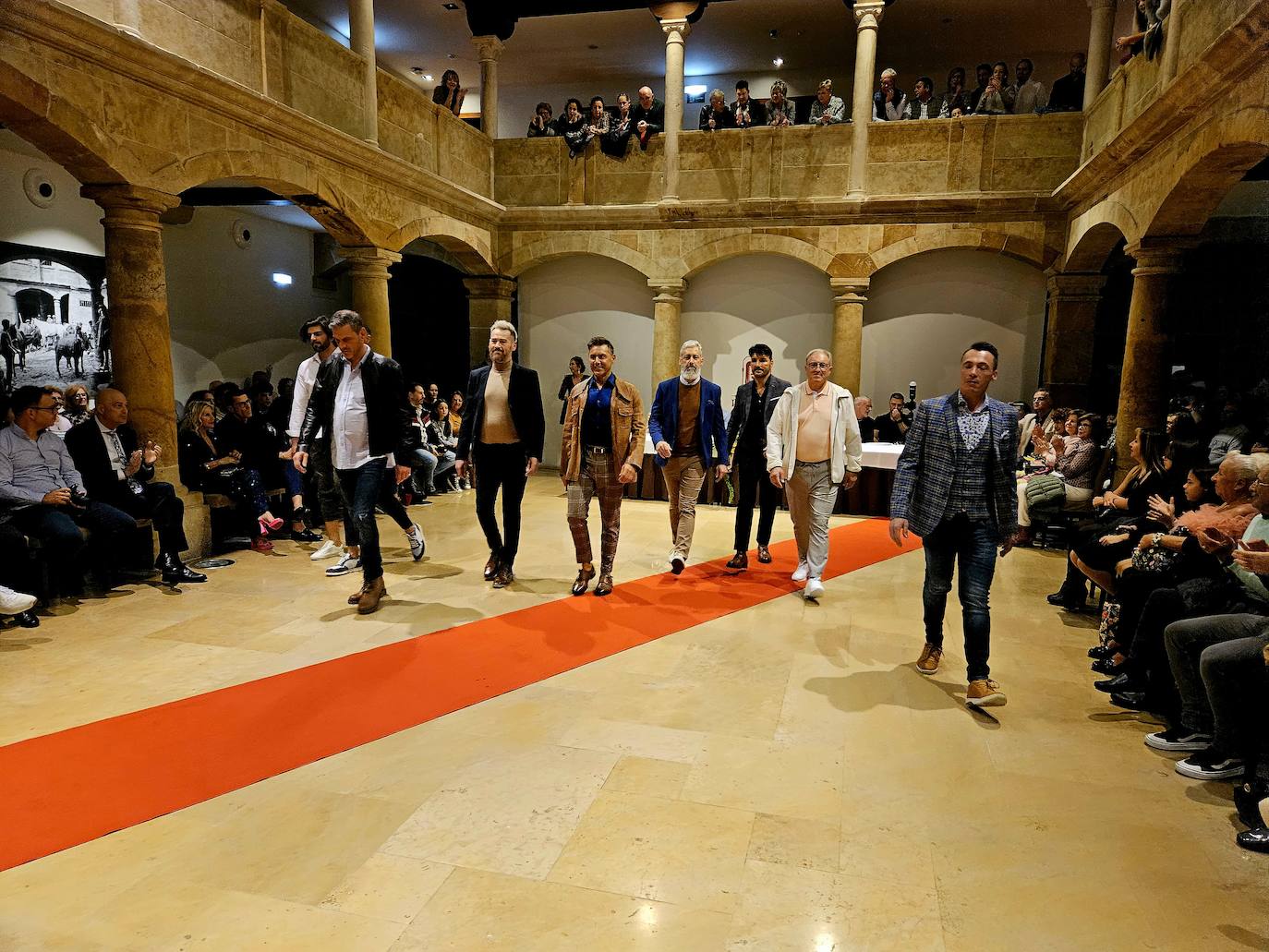 Así fue la final del certamen de belleza Royal Spain celebrado en Tineo