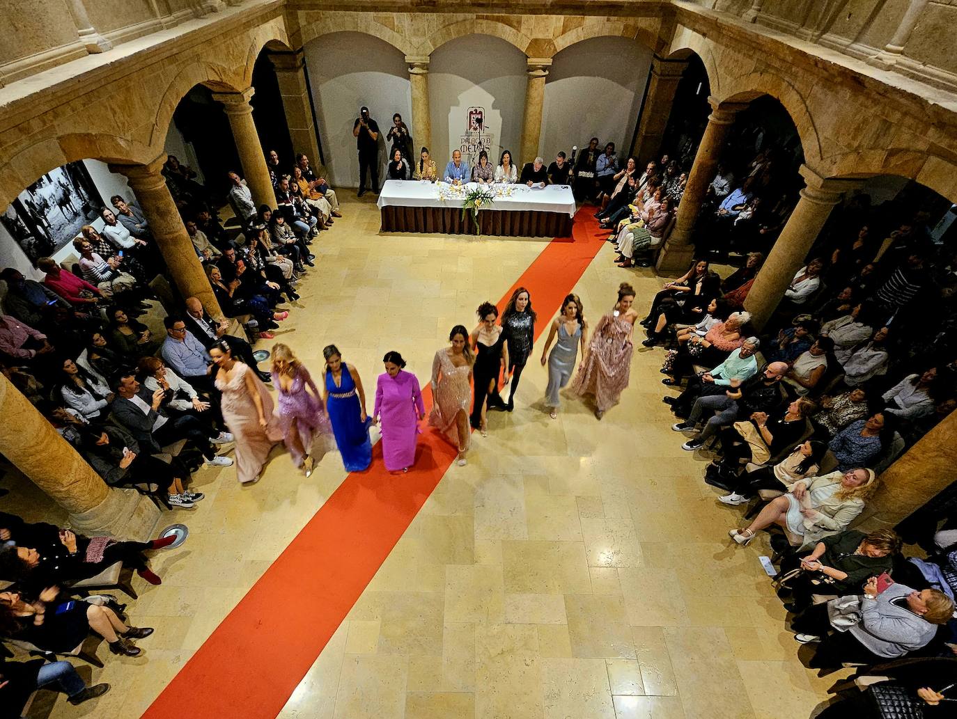 Así fue la final del certamen de belleza Royal Spain celebrado en Tineo