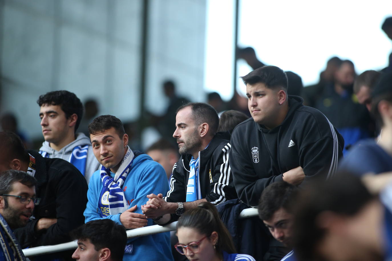 ¿Estuviste viendo el Oviedo - Eibar? ¡Búscate en las fotos del Tartiere!