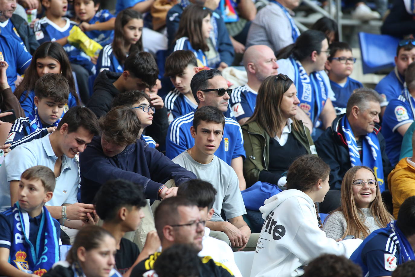 ¿Estuviste viendo el Oviedo - Eibar? ¡Búscate en las fotos del Tartiere!