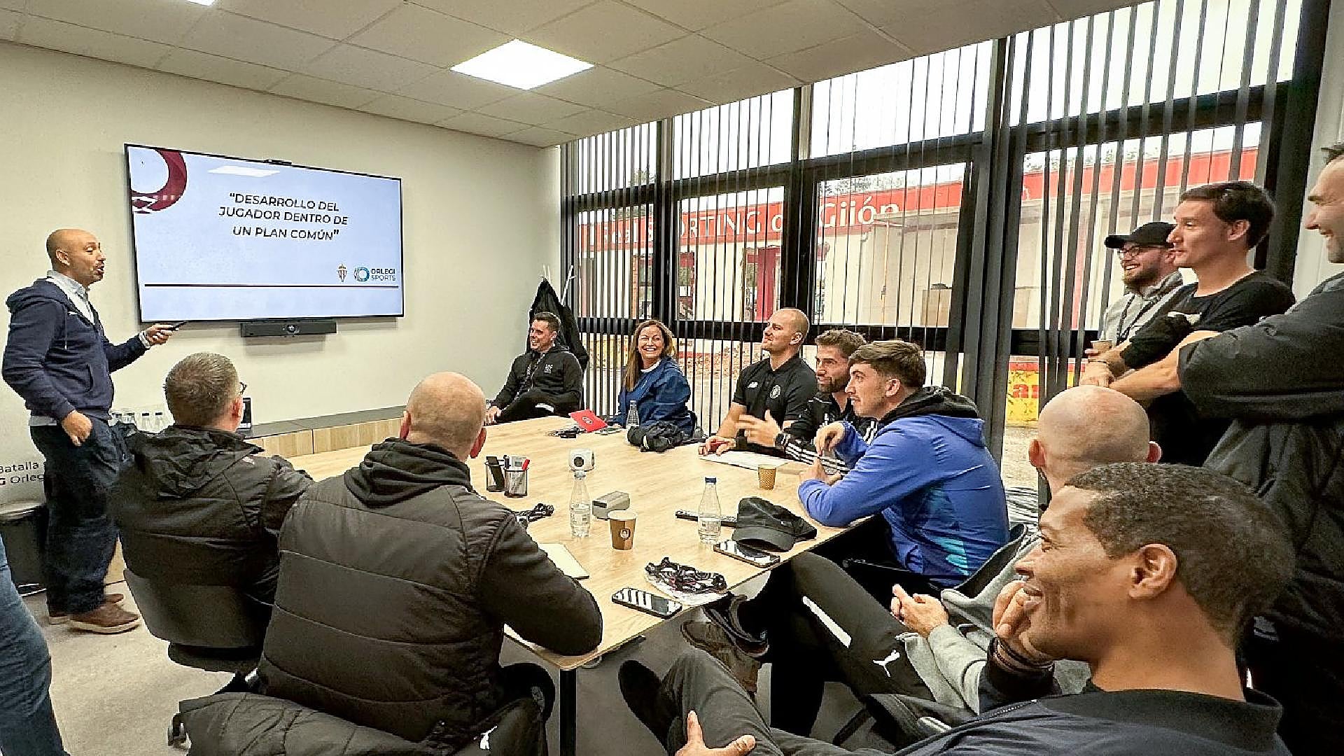 Técnicos del fútbol inglés conocen la metodología de Mareo | El ...