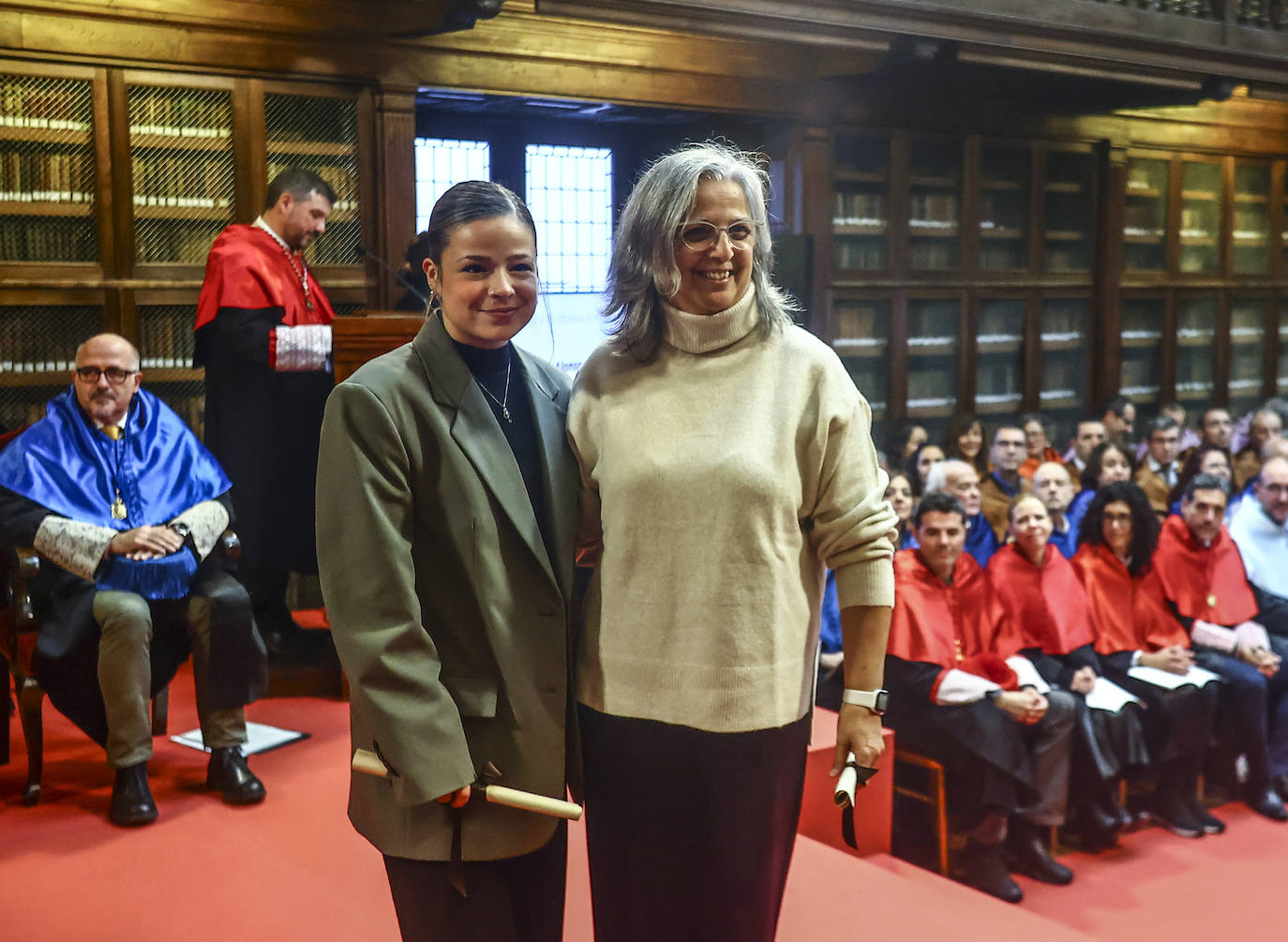 La Universidad entrega sus premios a «a los más sobresalientes»