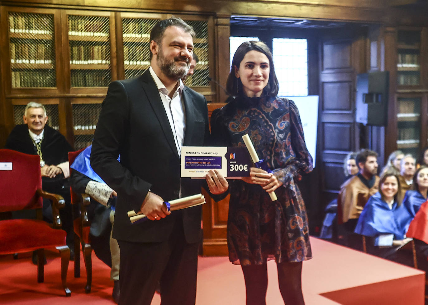 La Universidad entrega sus premios a «a los más sobresalientes»