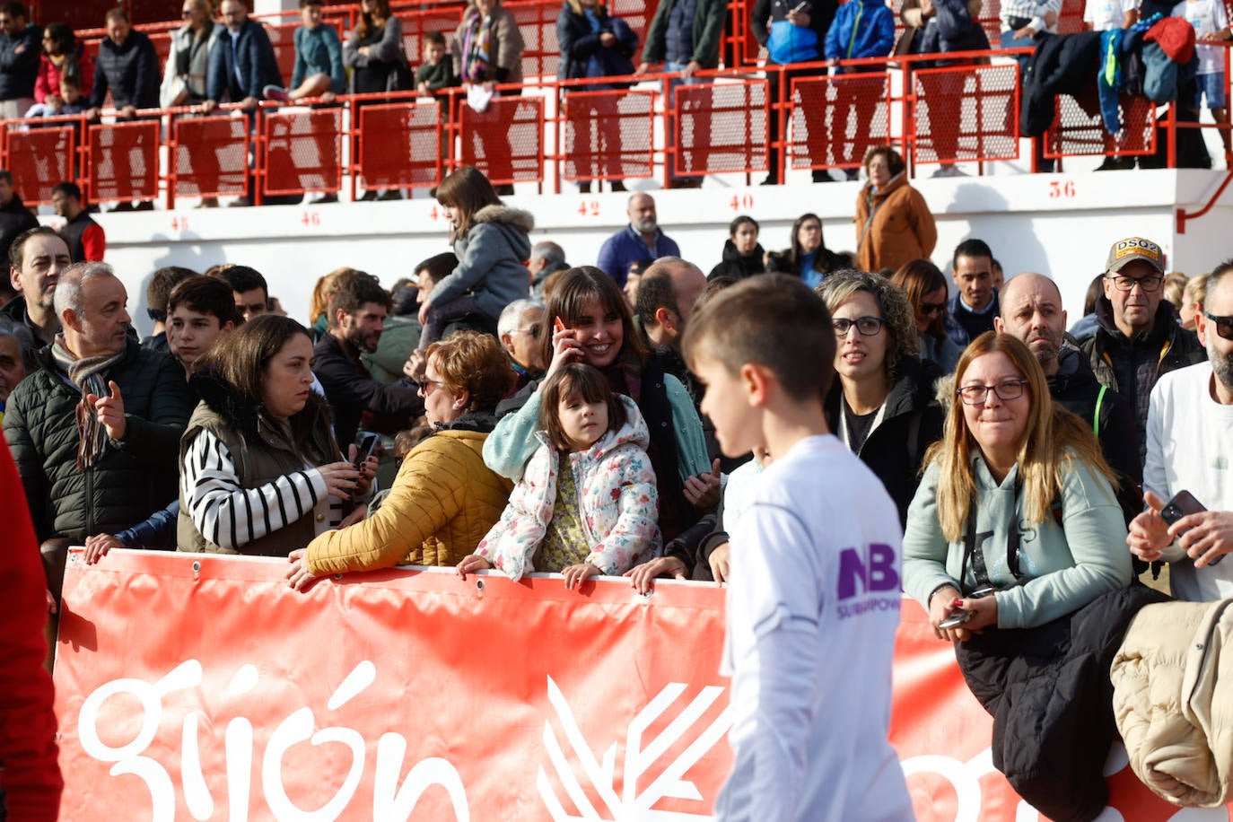 Más de 500 niños llenan el Cross Villa de Gijón