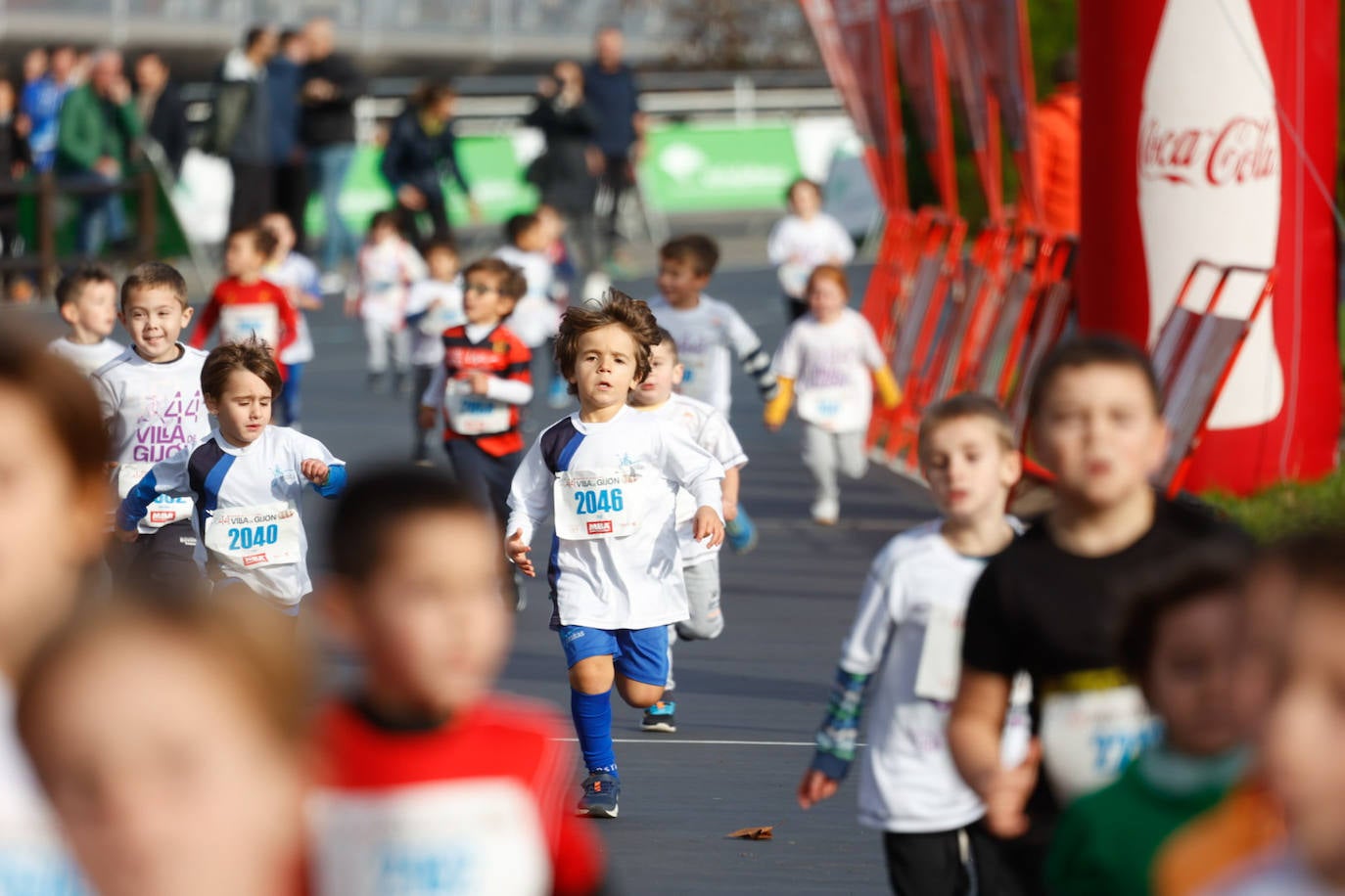 Más de 500 niños llenan el Cross Villa de Gijón