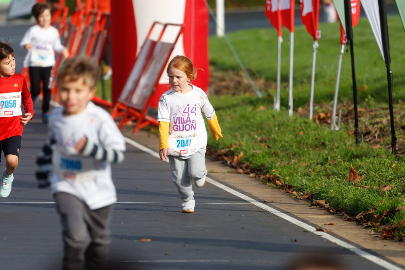 Más de 500 niños llenan el Cross Villa de Gijón