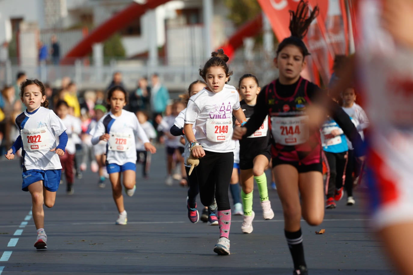 Más de 500 niños llenan el Cross Villa de Gijón