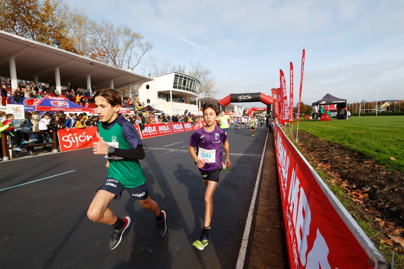 Más de 500 niños llenan el Cross Villa de Gijón