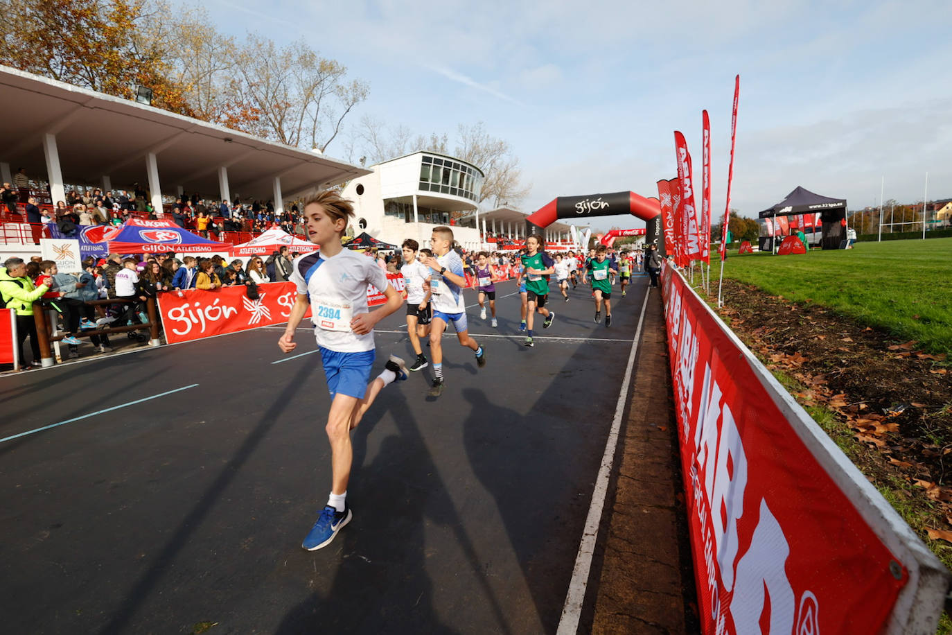 Más de 500 niños llenan el Cross Villa de Gijón