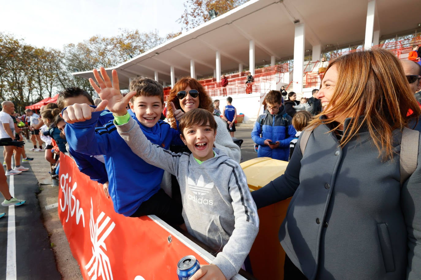 Más de 1.000 corredores se dan cita en el Cross Villa de Gijón
